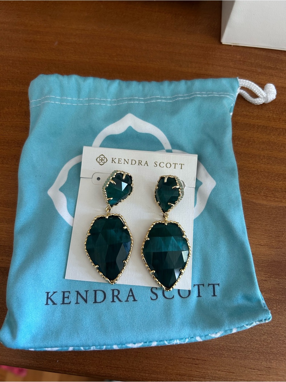 *Rare* Vintage Kendra Scott Teardrop Dark Green Dangle Drop Earrings